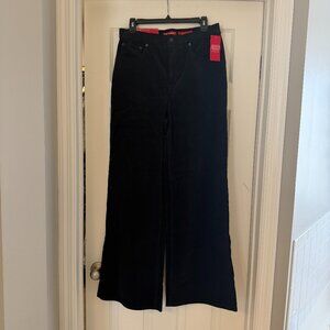 NWT!! SPANXshape™ Authentic 360 Corduroy Wide Leg Jeans - Black
